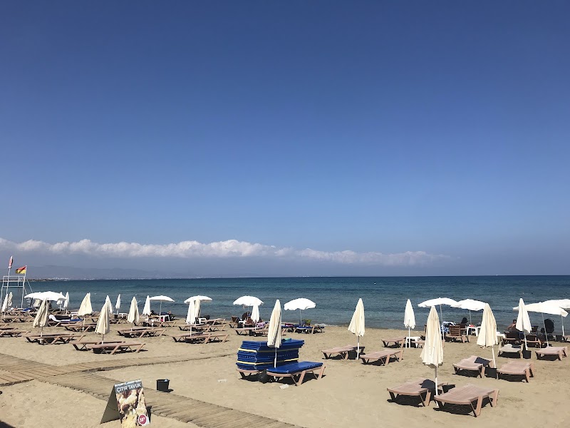 Glapsides Plajı