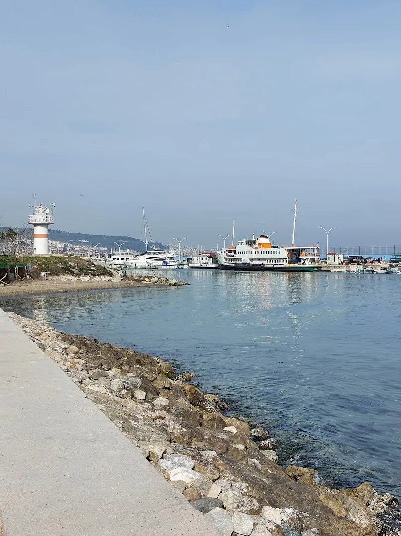 Güzelyalı Marina