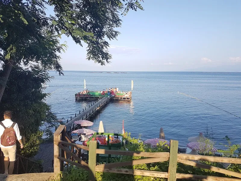 Vona Beach
